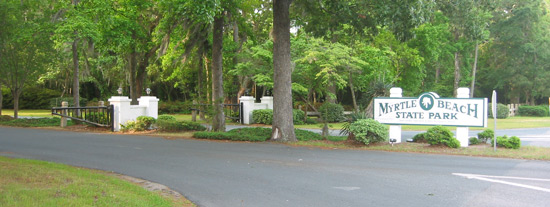 the entrance to the park from S. Kings Highway